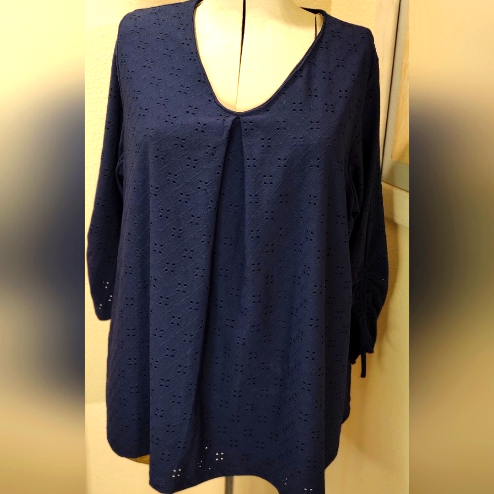 1x 1820 Catherines Brand Top